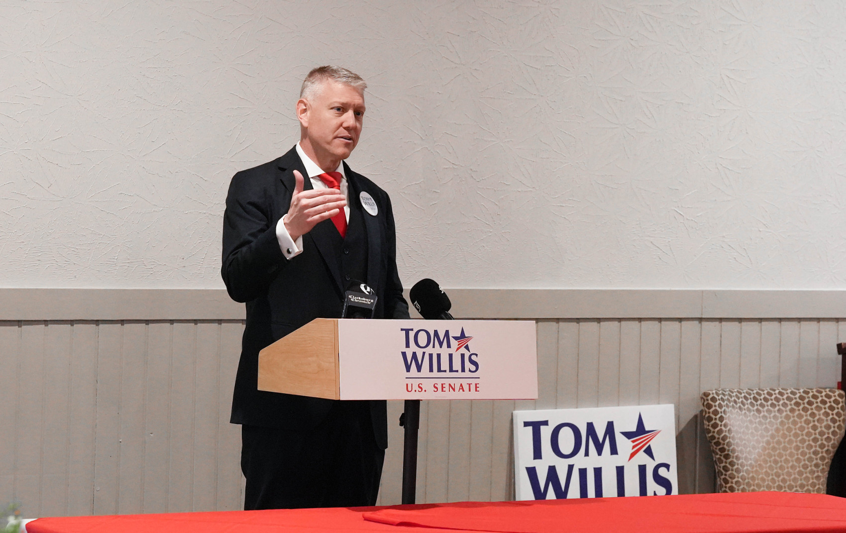 Willis Targets Capito’s Voting Record During Bridgeport Campaign Stop